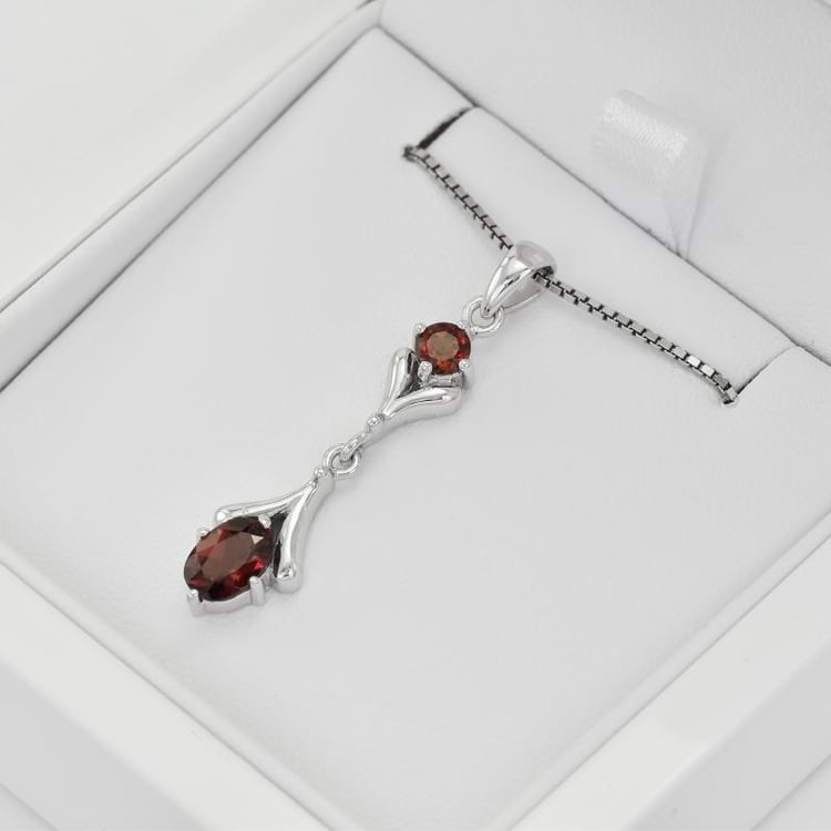 Náhrdleník s granátem 32541