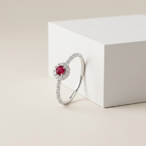 Stříbrný halo prsten s rubínem a lab-grown diamanty Wendy