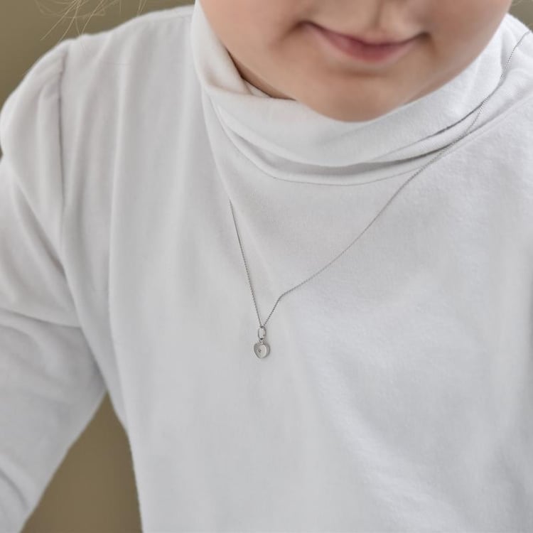 Zlatý náhrdelník s diamantem 39012