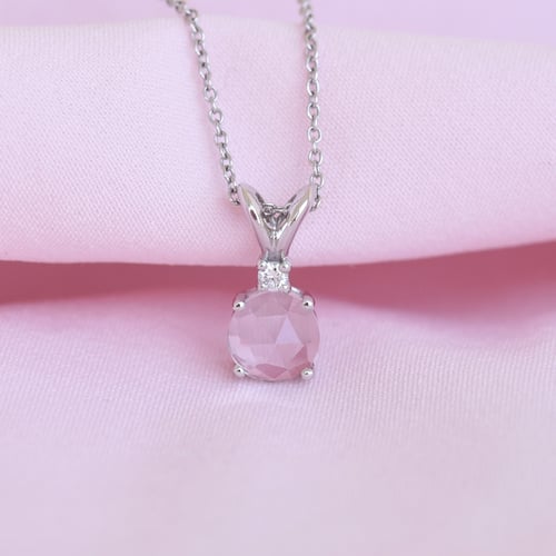 Přívěsek ze zlata s růženínem a diamantem Timotei