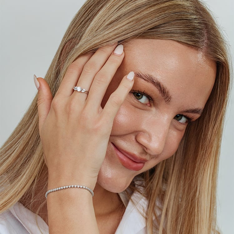 Zlatý tenisový náramek s lab-grown diamanty Mia 162553