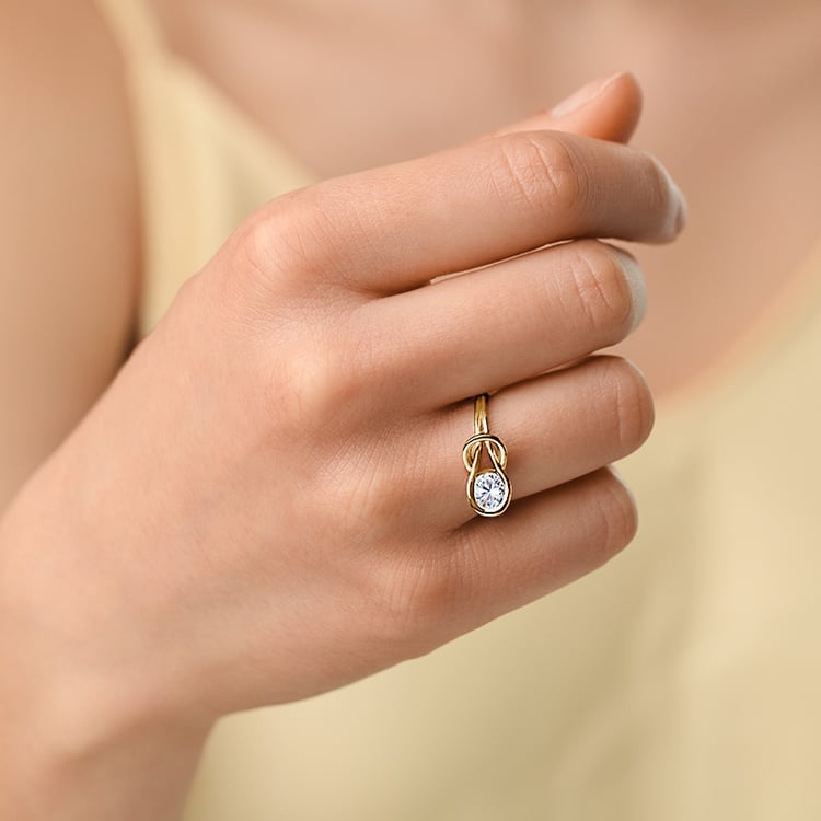 Moissanitový asymetrický prsten 156294