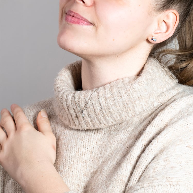 Stříbrné cluster náušnice s akvamarínem, safírem, měsíčním kamenem a diamantem Kerrie 150941