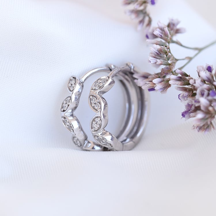 Kruhové náušnice z bílého zlata 80719