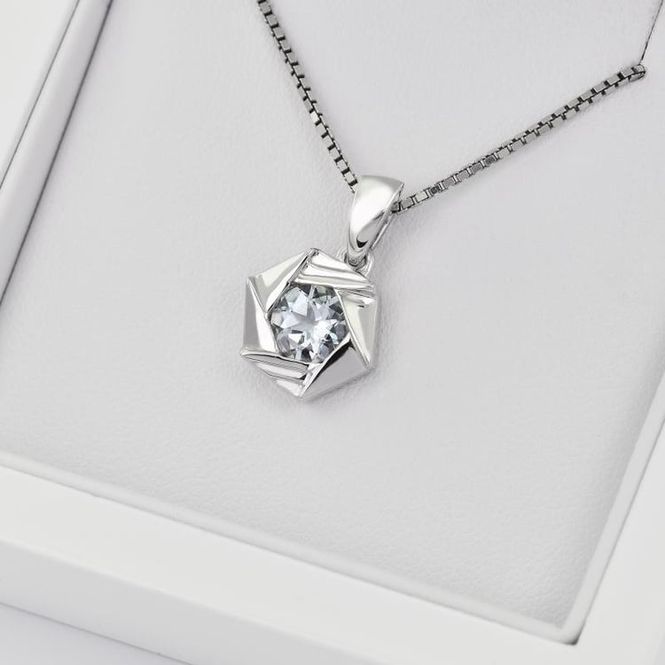 Stříbrný náhrdelník 28586