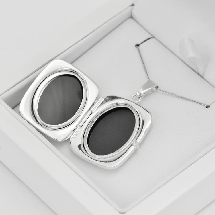 Zlatý medailon 38082