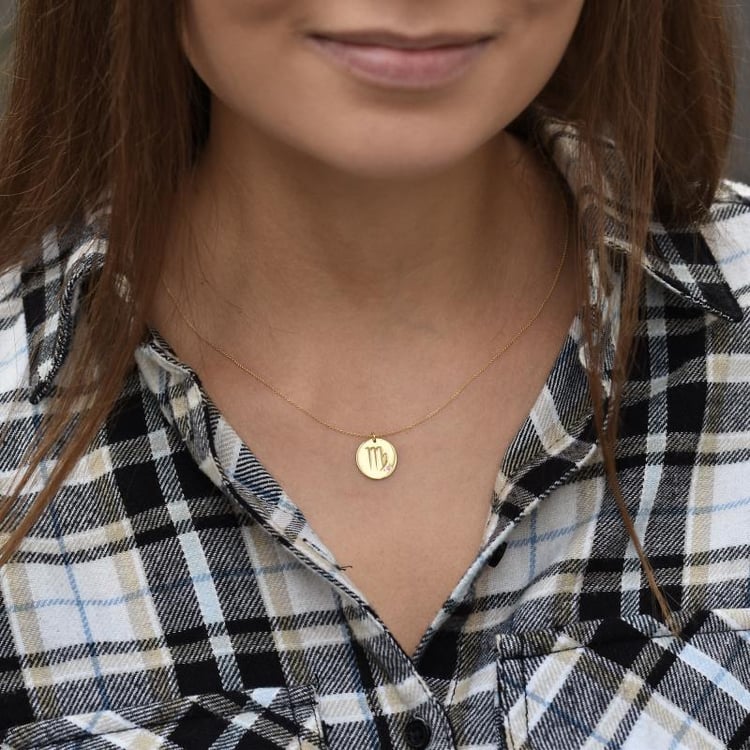 Stříbrný přívěsek se znamením a růžovým safírem Panna 103483