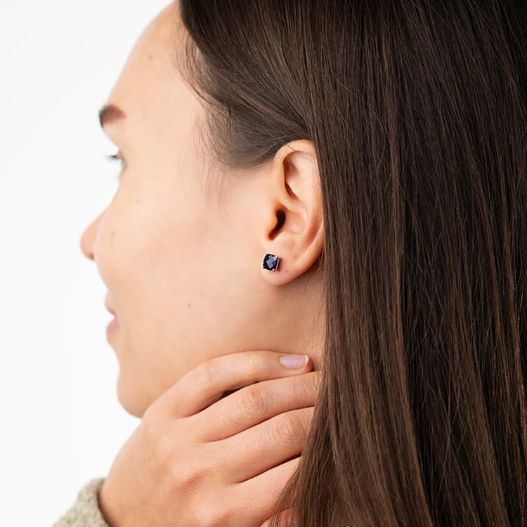 Zlaté náušnice s modrými safíry Chavonah 147460