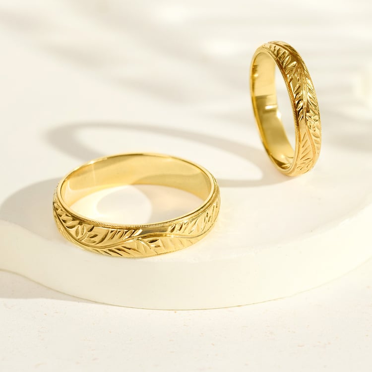 Zlaté vintage snubní prsteny s gravírem větvičky 158855