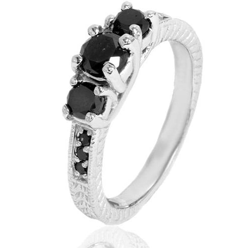 Zlatý prsten s černými diamanty