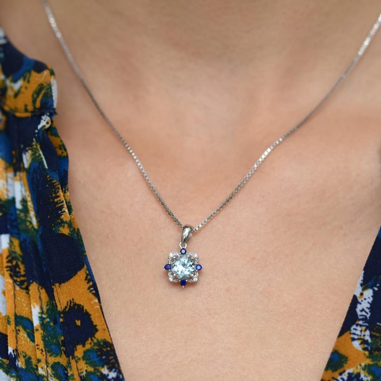 Náhrdelník s topazy 20632