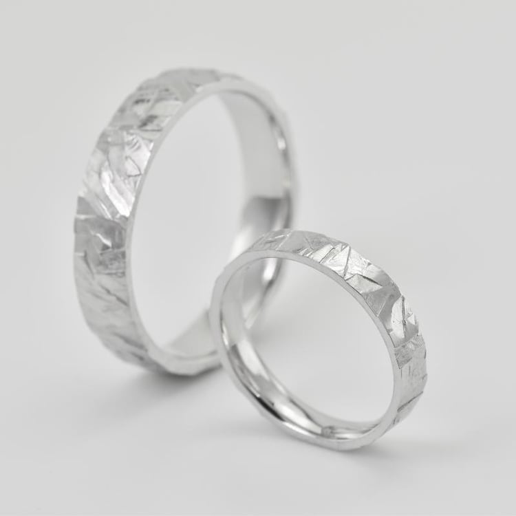 Zlaté snubní prsteny 37780