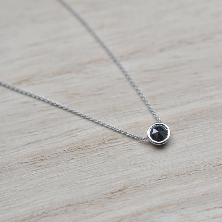 Diamantový bezel náhrdelník 43471