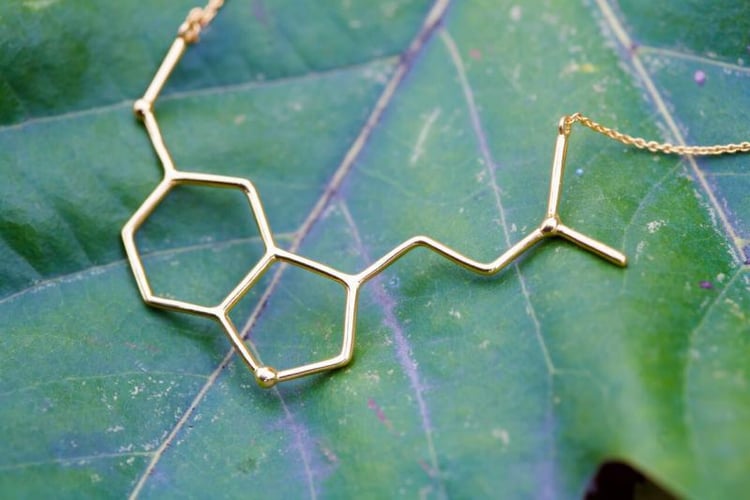 Geometrický náhrdelník 7357