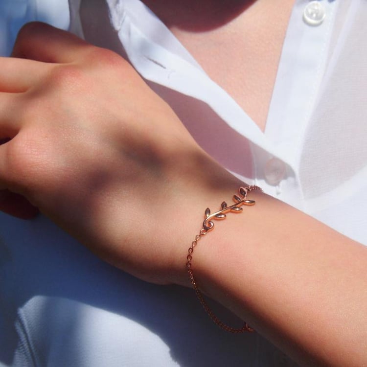 Náramek s lístečky 10751