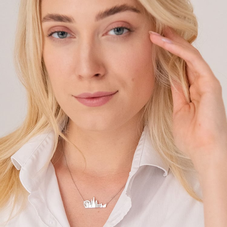 Stříbrný náhrdelník města Londýn 107119