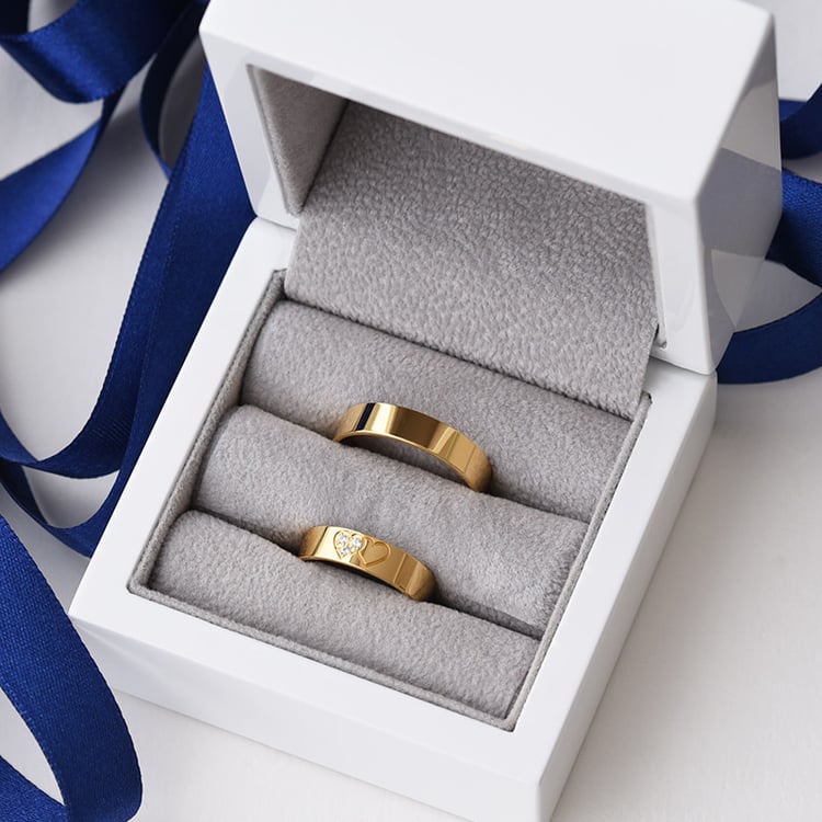 Snubní prsteny ze zlata se srdcem 76215