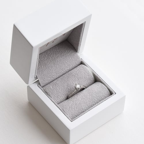 Zásnubní prsten s lab-grown diamantem Tila
