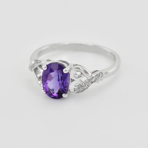 Zlatý ametystový prsten s diamanty Alanyse
