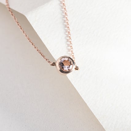 Zlatý náramek s morganitem Arleth