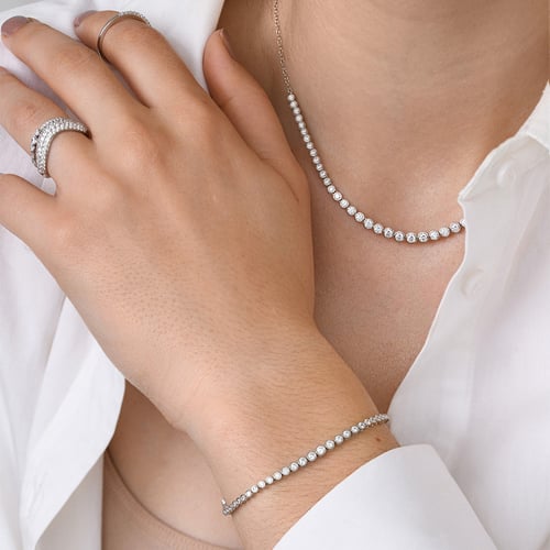Luxusní zlatý náhrdelník s diamanty Sofi