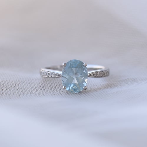 Zlatý akvamarínový prsten s diamanty Dodey