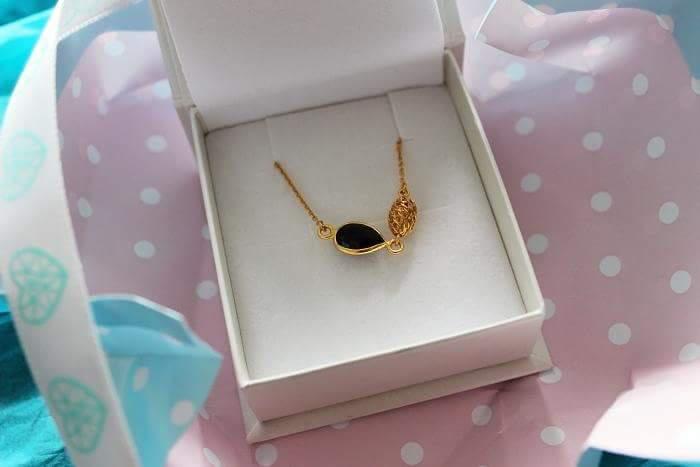 Náramek se safírovou slzou 7207