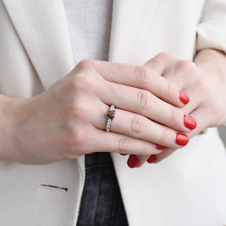 Prsten s černým opálem 93585