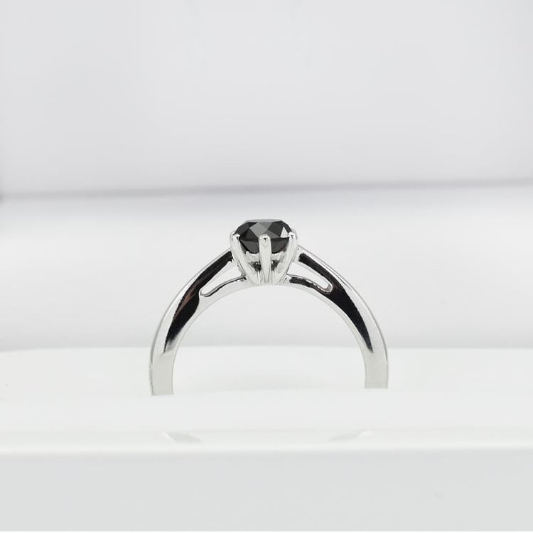 Zlatý diamantový prsten 12226