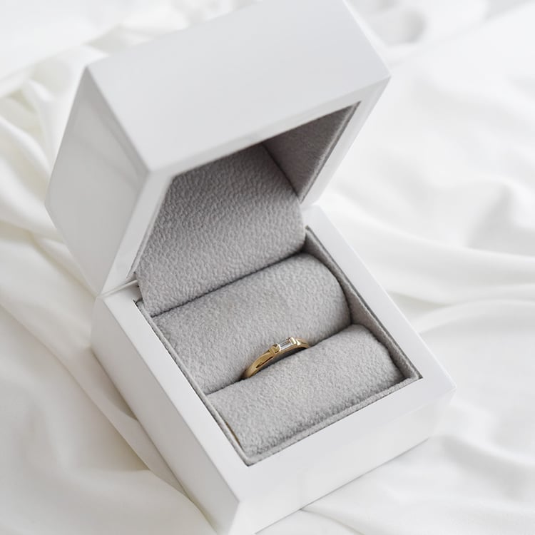 Prsten s baguette diamantem Xenia 119486