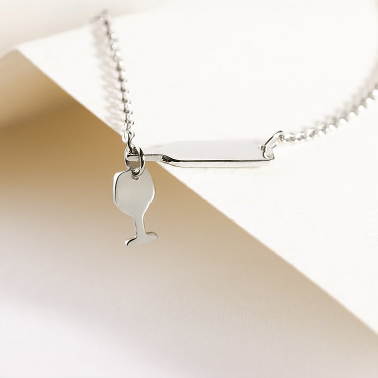 Stříbrný náhrdelník s lahví a sklenkou vína Drue 147786