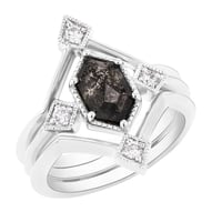 Set jedinečných prstenů se salt and pepper diamantem Ural