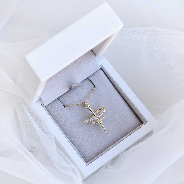 Zlatý křížek 93699