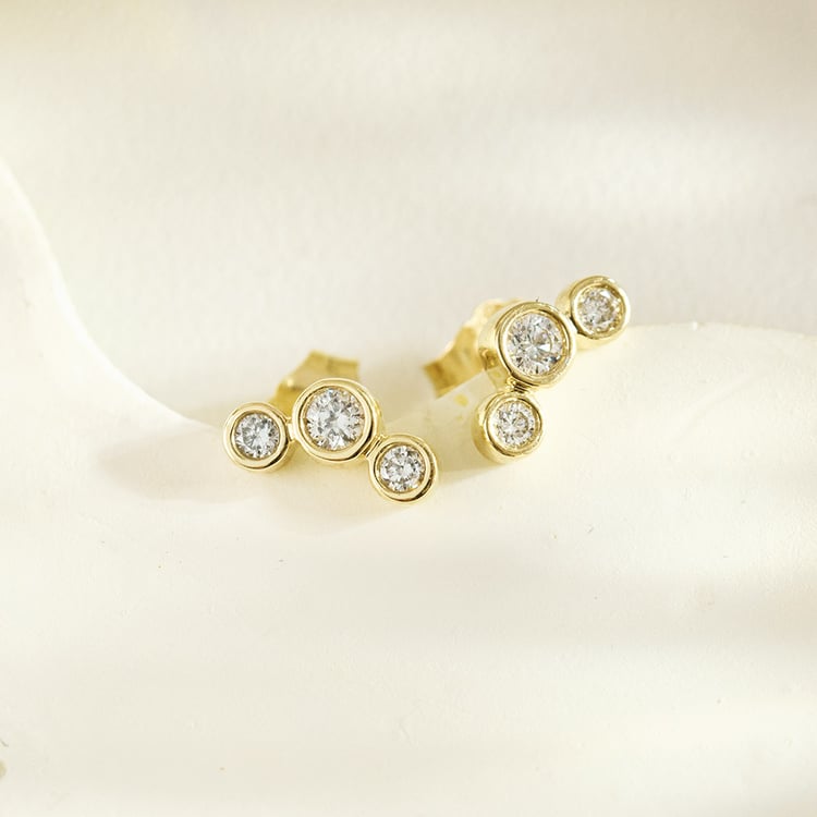 Moderní stříbrné náušnice s kulatými lab-grown diamanty Ebba 162136