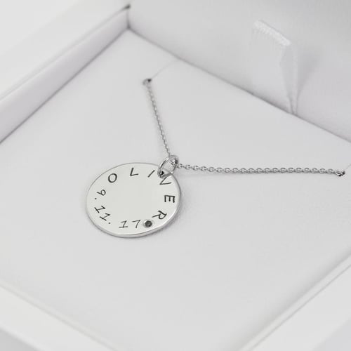 Platinový přívěsek s černým diamantem a gravírem dle vaší volby Cassius