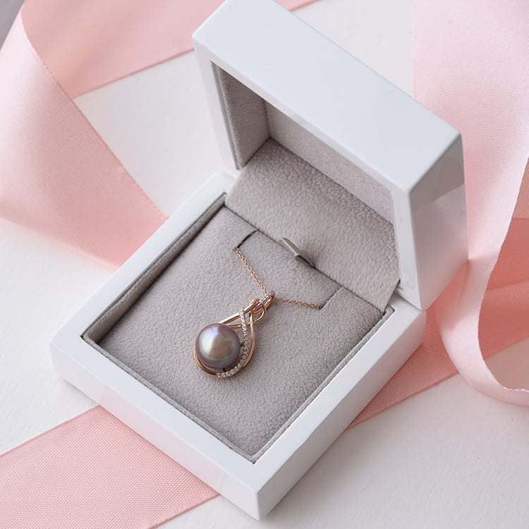 Náhrdelník z růžového zlata s perlou 79266