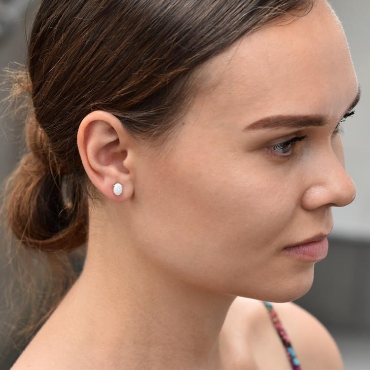 Náušnice s bílými opály 45360