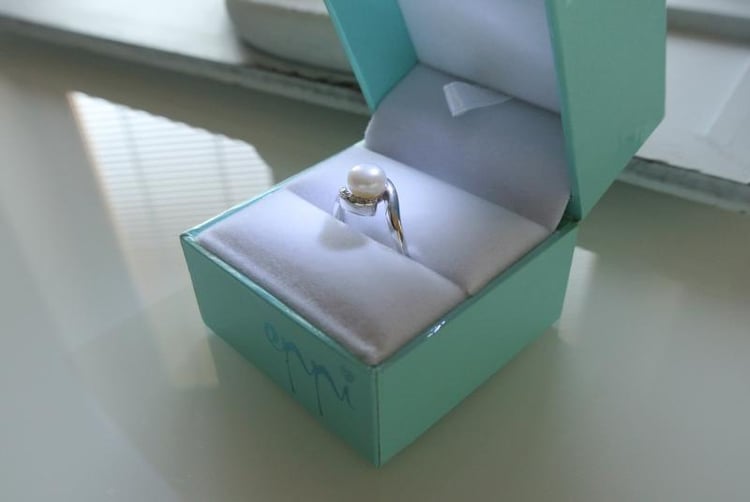 Perlový prstýnek se zirkony 5579