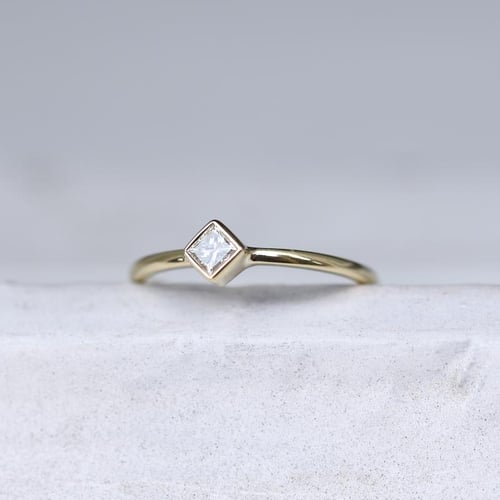 Zlatý zásnubní set prstenů s princess diamantem Ralyh