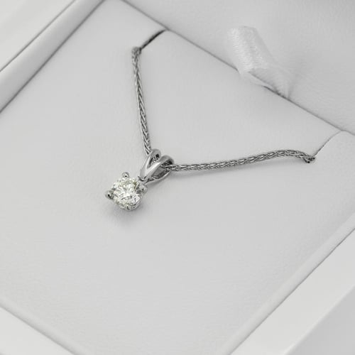 Platinový přívěsek s diamantem Jadell