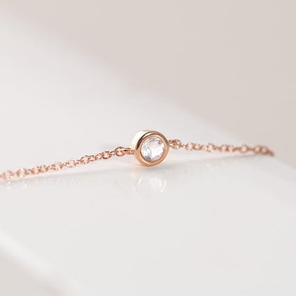 Stříbrný minimalistický náramek s měsíčním kamenem Bonato