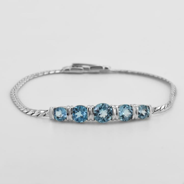 Stříbrný náramek s pěticí topazů 51358