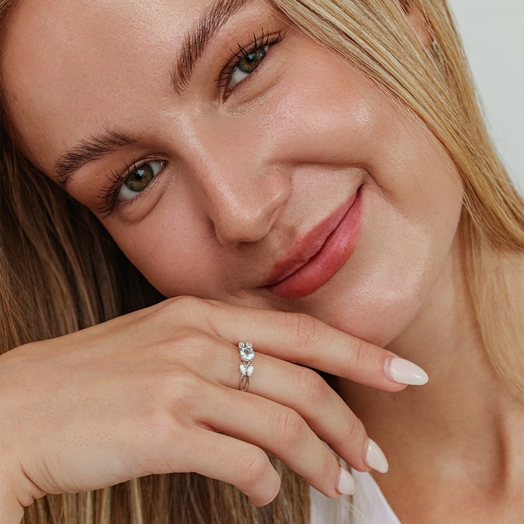 Zásnubní prsten s akvamarínem a moissanity Halym 162535