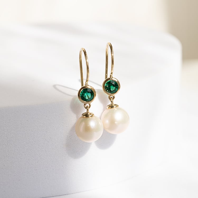 Zlaté perlové náušnice s lab-grown smaragdy Truett 143911