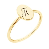 Oválný prsten s gravírem písmene Riley