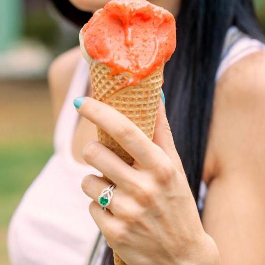 Smaragdový prsten ze stříbra Elana 14582