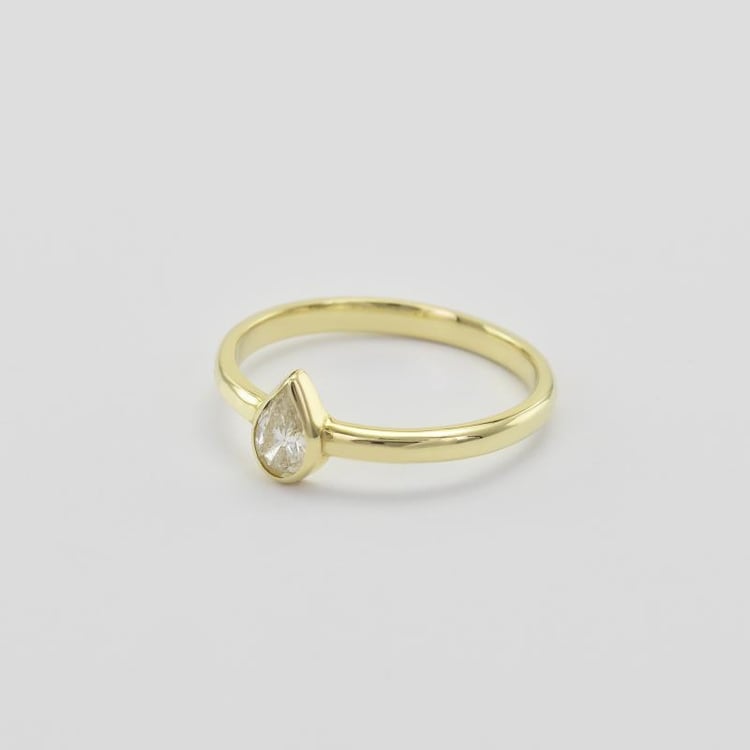 Prsten s diamantem 22790