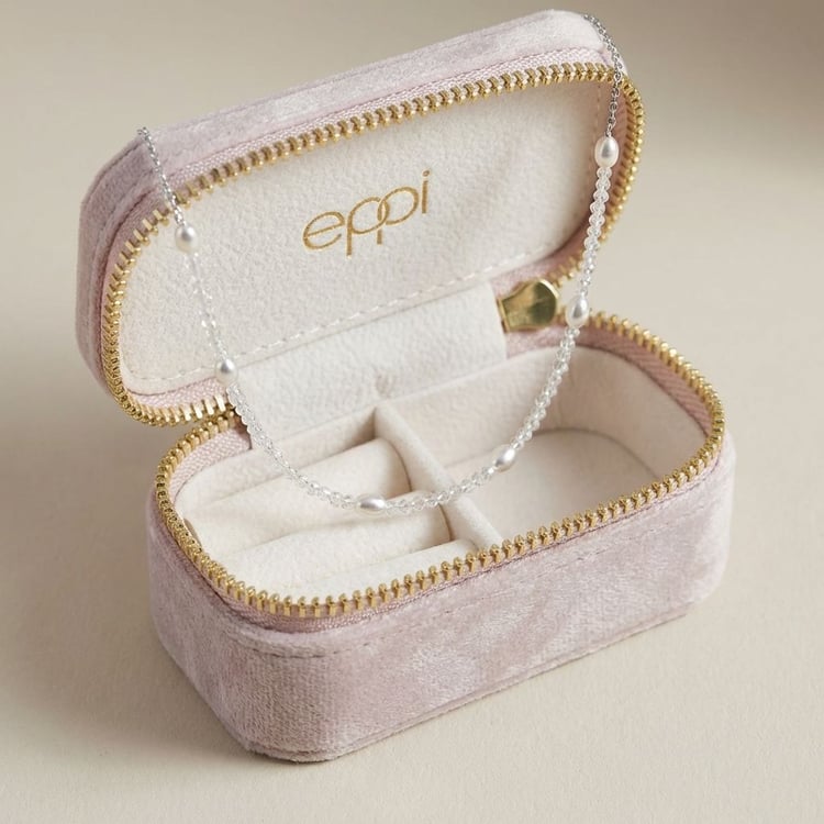 Stříbrný perlový náhrdelník Ilmar 166301