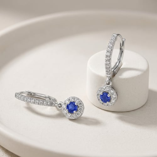 Půvabné stříbrné náušnice s modrými safíry a lab-grown diamanty Denise