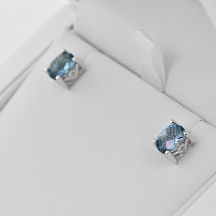 Stříbrné náušnice s topazy 28300